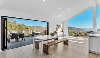 1029 Rainbow Valley Ct, Fallbrook, CA 92028