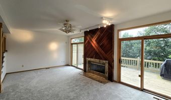 2782 Maitland Dr, Ann Arbor, MI 48105