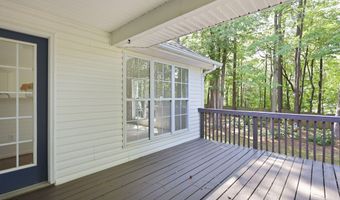 1219 Waterford Green Dr, Apex, NC 27502