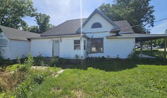 203 E Pennington Ave, Ava, MO 65608
