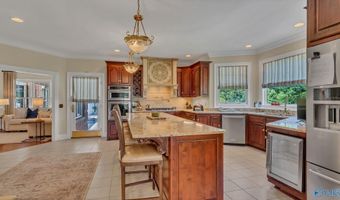1023 E Main St, Albertville, AL 35951