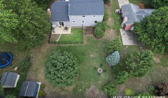745 Adaway Ave SE, Ada, MI 49301