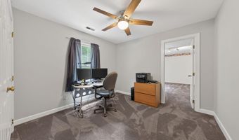 1104 Fallen Oak Dr, Apex, NC 27502