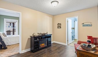 57 Lakeview Pt, Alexander City, AL 35010
