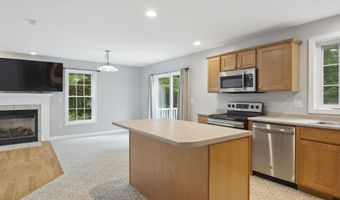 11 Stonington Dr, Belmont, NH 03220