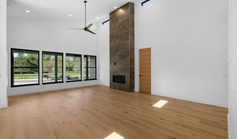 360 Briscoe Pl, Ashland, OR 97520