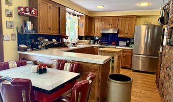 204 Meetinghouse Ln, Brattleboro, VT 05301