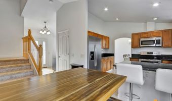 5605 Yukon Charlie Loop, Anchorage, AK 99502