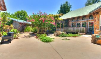 1928 W Idaho St, Chickasha, OK 73018