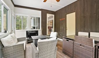 15 Roosevelt Dr, Bedford, NH 03110