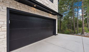 215 Whisper Ridge Dr, Bigfork, MT 59911