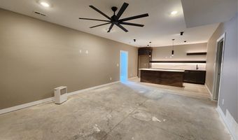 2912 NW Fairfield Ct, Ankeny, IA 50023