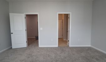 2728 Hunter Woods Dr, Apex, NC 27502