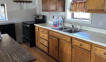 50 School St, Addison, ME 04606