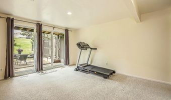 2503 Meade Ct, Ann Arbor, MI 48105