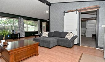 615 W Stop 11 Rd, Indianapolis, IN 46217