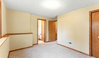 14377 Exley Ln, Apple Valley, MN 55124