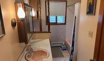 38 Locust Dr, Babbitt, MN 55706