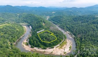 12 Riverview Dr, Bakersville, NC 28705