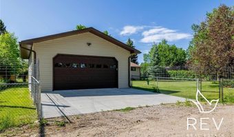 2519 Beartooth Dr, Cody, WY 82414