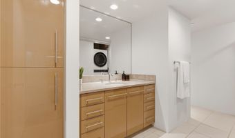 1200 Queen Emma St 1406, Honolulu, HI 96813