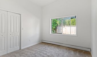 45 E LAKE Dr, Annapolis, MD 21403