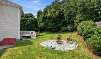 23 BERNON Dr, Lincoln, RI 02865