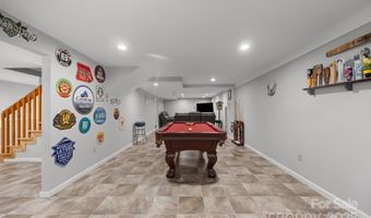 210 Meadow Run Ext, Asheville, NC 28806