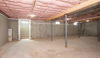 24 Kendall Ln, Raymond, NH 03077