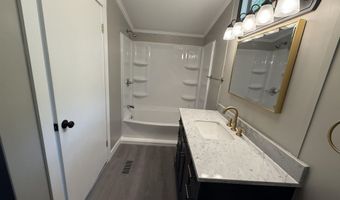 21 Valley Dr, Belmont, NH 03220