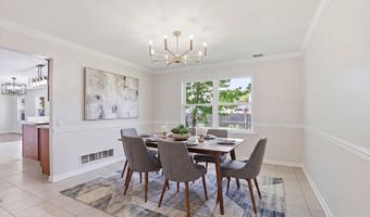 808 Anchor Ave, Beachwood, NJ 08722