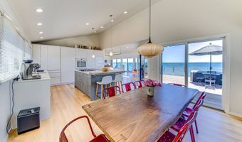 393 Cranberry Hole Rd, Amagansett, NY 11930