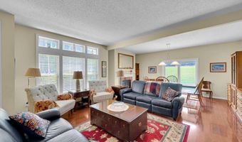 180 Sylvan Lake Blvd, Bayville, NJ 08721