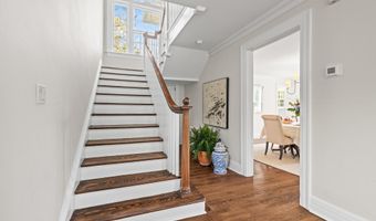 104 Lake Dr, Allenhurst, NJ 07711