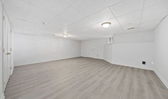 305 Rembrandt Way 305, Abington, MA 02351
