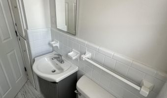7150 Shenandoah Ave, Allen Park, MI 48101