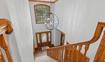 3901 N MILLWOOD Dr, Appleton, WI 54913