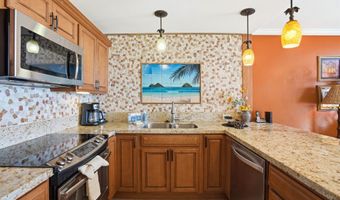 1310 ULUNIU Rd 202, Kihei, HI 96753