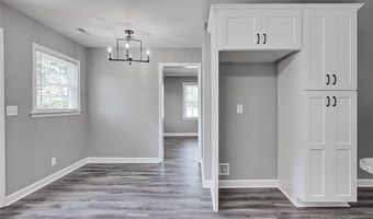 604 Hemlock Dr, Asheboro, NC 27205