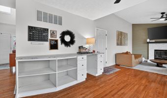 6092 Martha N Dr, Aurora, IN 47001