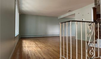 150 Jeffrey Dr, Amherst, NY 14228