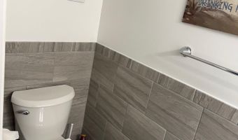 110 N Vermont Ave, Atlantic City, NJ 08401