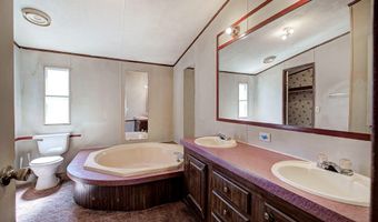497 Cherokee Trl, Ball Ground, GA 30107