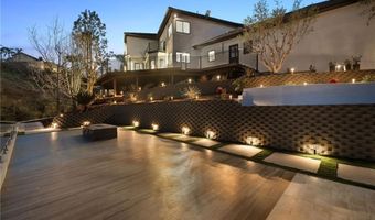 7460 E Hummingbird Cir, Anaheim, CA 92808