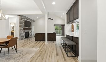 1194 DEATS Dr, Dover, DE 19904