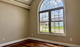 803 Spyglass Hill Dr, Bedford, IN 47421