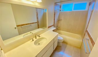 7189 Koamano St, Honolulu, HI 96825