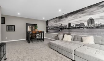 7797 Promontory Dr, Alexandria, KY 41001