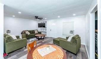 515 5th St, Benton, LA 71006