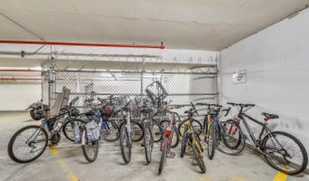 4141 N HENDERSON Rd #904, Arlington, VA 22203